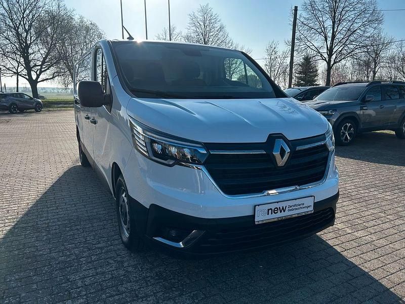 Occasion Renault Trafic Komfort 110 ch (80 kW) 2024 Blanc Monospace