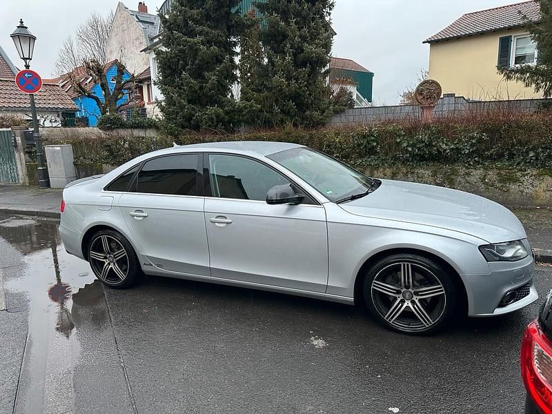 Gebraucht Audi A4 160 PS (117 kW) 2008 Silber Limousine
