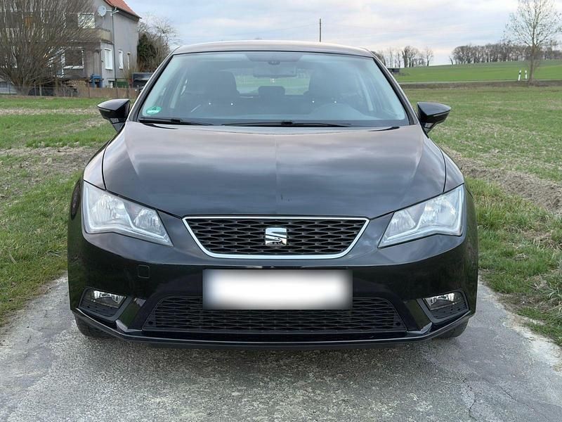 Second-hand Seat Leon SC Style 105 CP (77 kW) 2013 Negru Hatchback