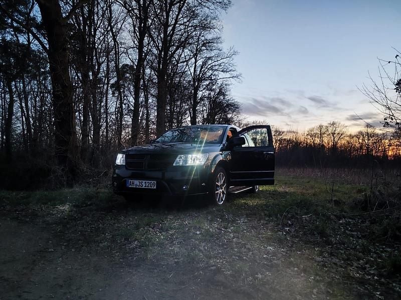 Schwarz Gebraucht 2013 Fiat Freemont SUV | 10.500 € - Bild 1/4