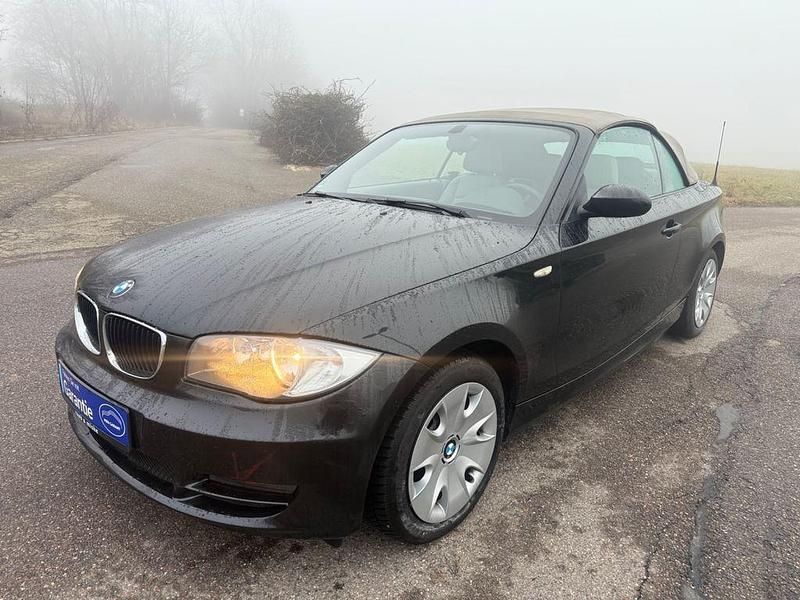 Schwarz Gebraucht 2009 BMW 120 Cabriolet Sport Line Cabrio | 6.999 € (Superpreis) - Bild 1/4