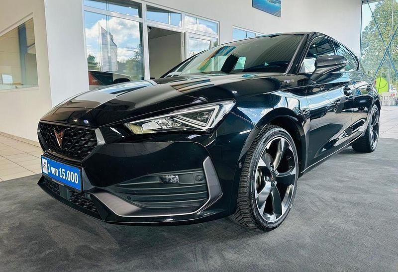 Mitternachtsschwarz Gebraucht 2022 Cupra Leon Limousine | 26.480 € (Fairer Preis) - Bild 1/4