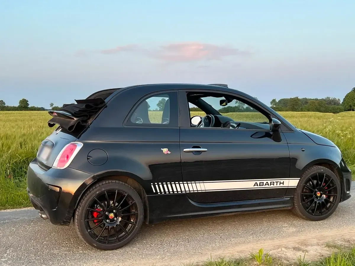 Gebraucht Fiat 500 Abarth 135 PS (99 kW) 2014 Schwarz Cabrio