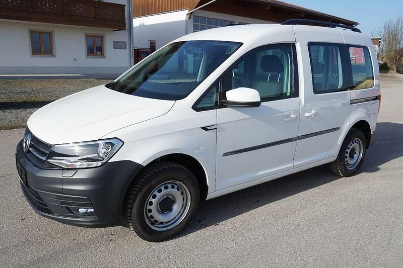Gebraucht VW Caddy 110 PS (80 kW) 2019 Weiß Van / Kleinbus