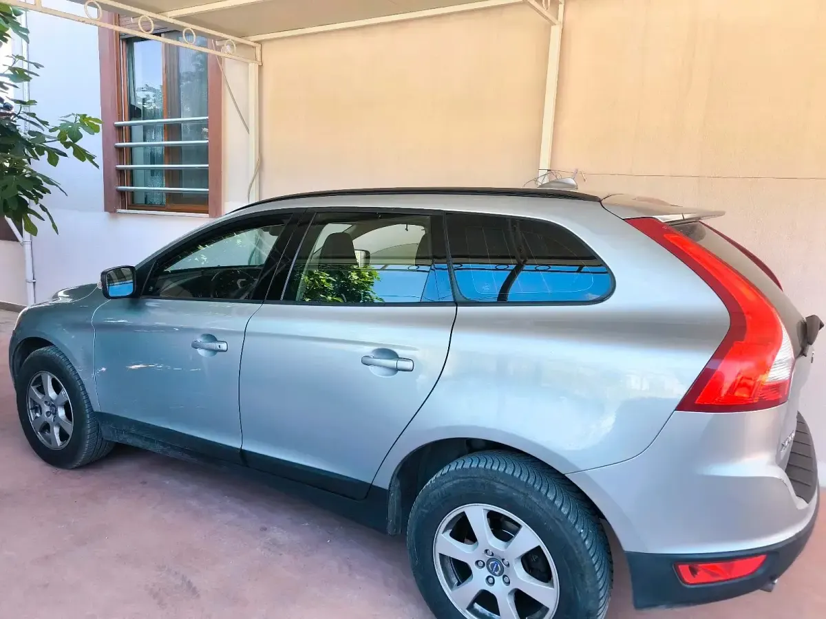 Gebraucht Volvo XC60 163 PS (119 kW) 2009 Blau SUV