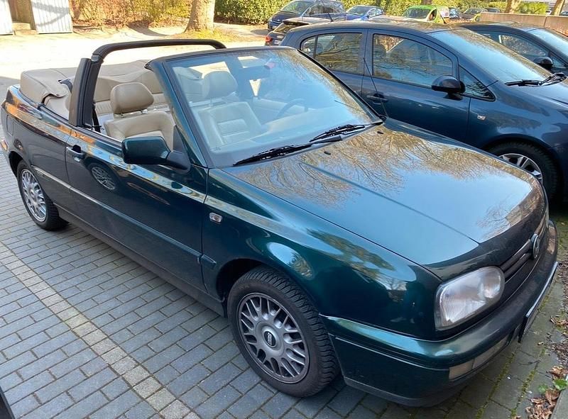 Grün Gebraucht 1996 VW Golf Cabriolet Cabrio | 4.000 € (Etwas zu teuer) - Bild 1/4