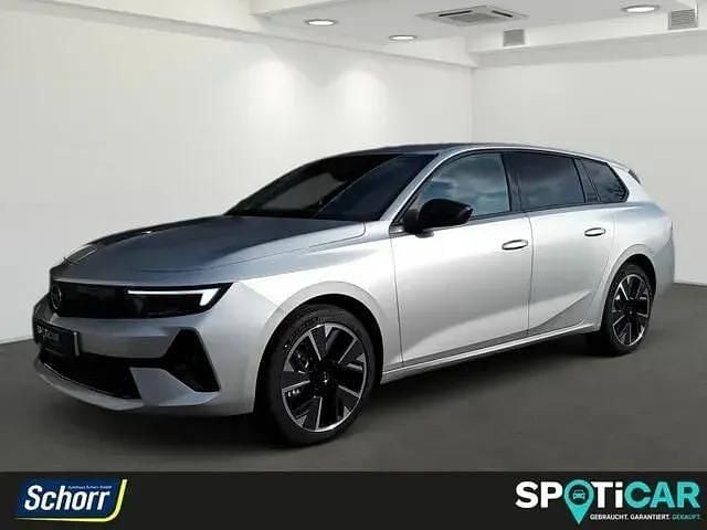 Kristall silber Gebraucht 2024 Opel Astra Kombi | 29.900 € (Guter Preis) - Bild 1/4