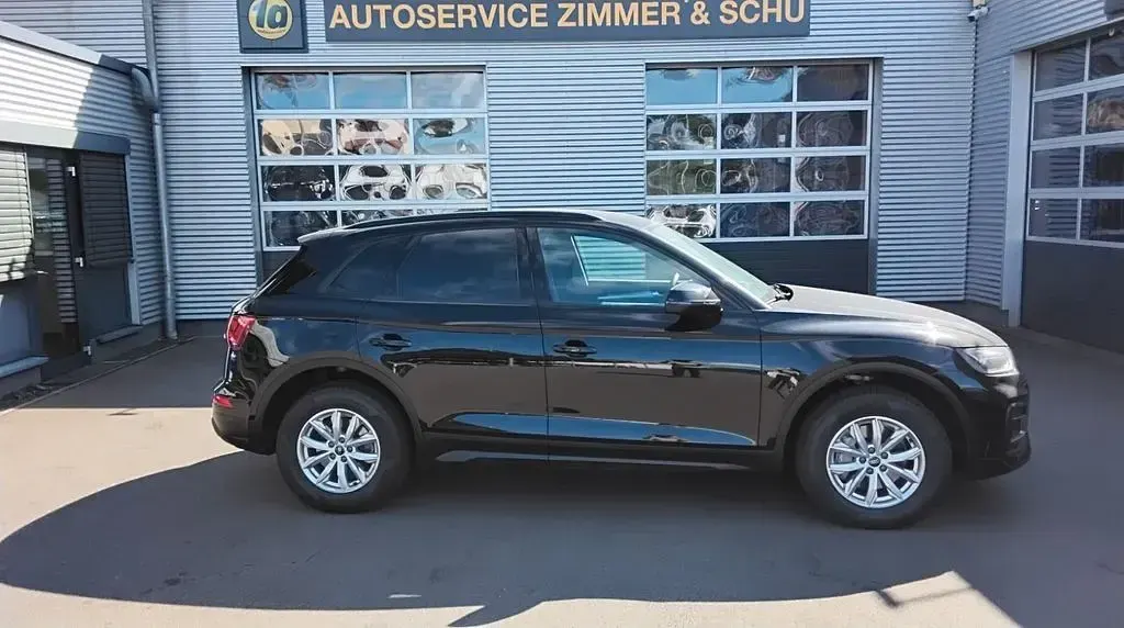 Gebraucht Audi Q5 Basis 204 PS (150 kW) 2023 Schwarz SUV