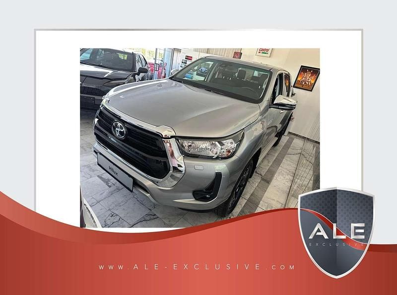 Silbergrau Neu 2025 Toyota HiLux Abholung | 46.990 € (Fairer Preis) - Bild 1/4