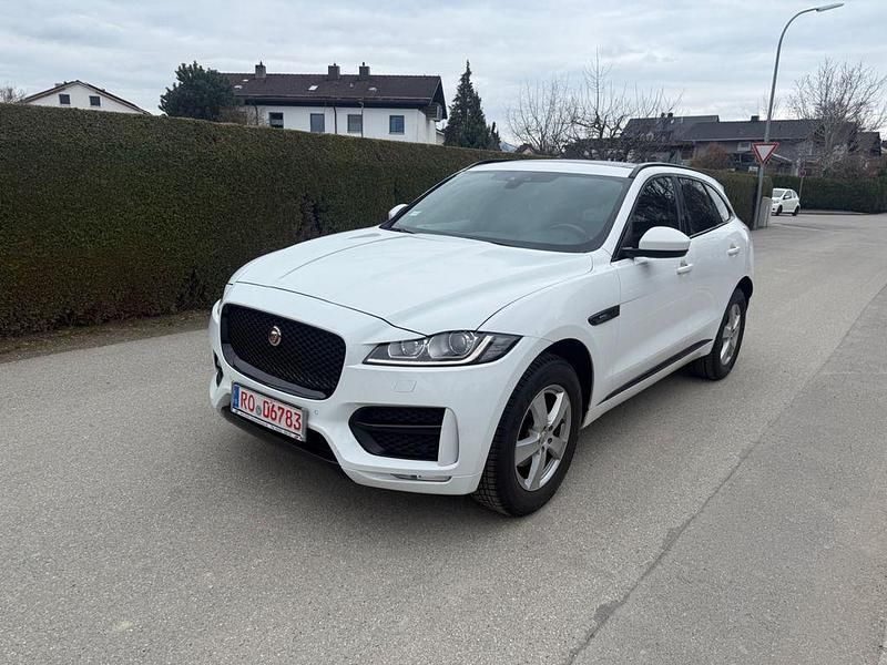Gebraucht Jaguar F-Pace R-Sport 179 PS (131 kW) 2016 Weiß SUV
