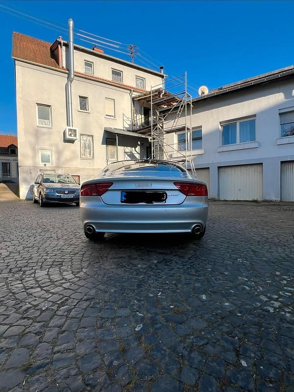 Gebraucht Audi A7 Sportback 204 PS (150 kW) 2013 Silber Kleinwagen