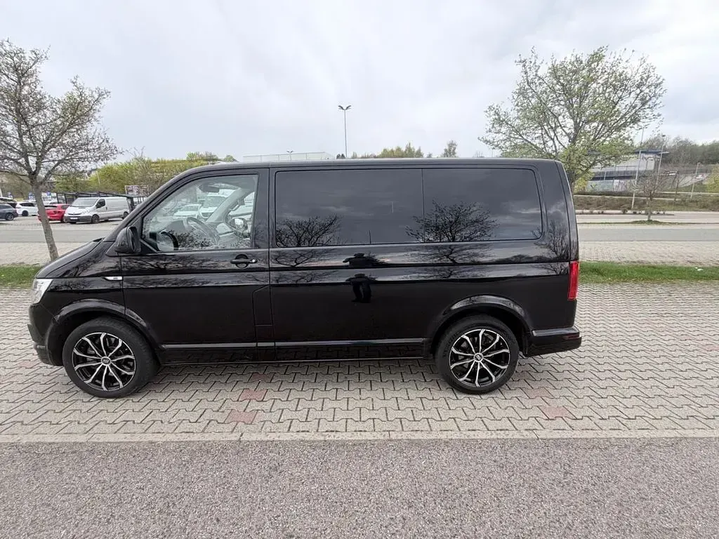 Używany VW T6 204 KM (150 kW) 2018 Czarny Van