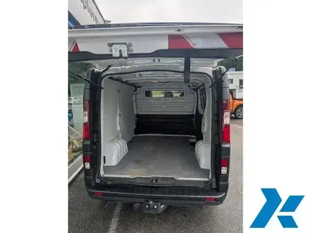 Gebraucht Renault Trafic Komfort 145 PS (106 kW) 2018 Weiss Van / Kleinbus
