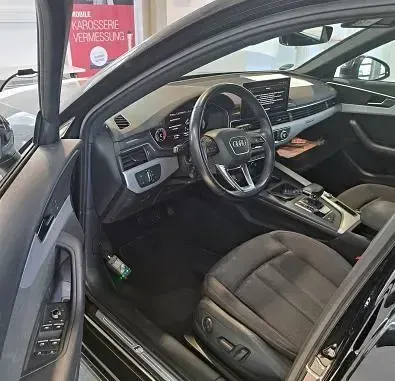 Gebraucht Audi A4 S-Line 286 PS (210 kW) 2022 Mythosschwarz Kombi