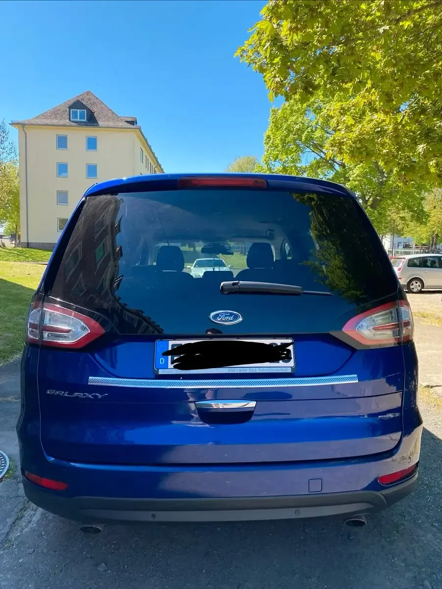 Second-hand Ford Galaxy 150 CP (110 kW) 2016 Albastru Monovolum