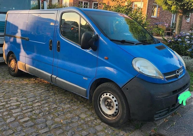 Blau Gebraucht 2004 Opel Vivaro Van | 3.200 € (Fairer Preis) - Bild 1/4