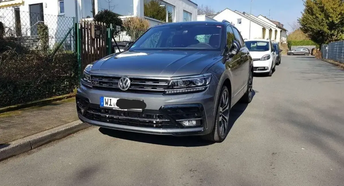 Gebraucht VW Tiguan Highline 220 PS (161 kW) 2018 Grau SUV