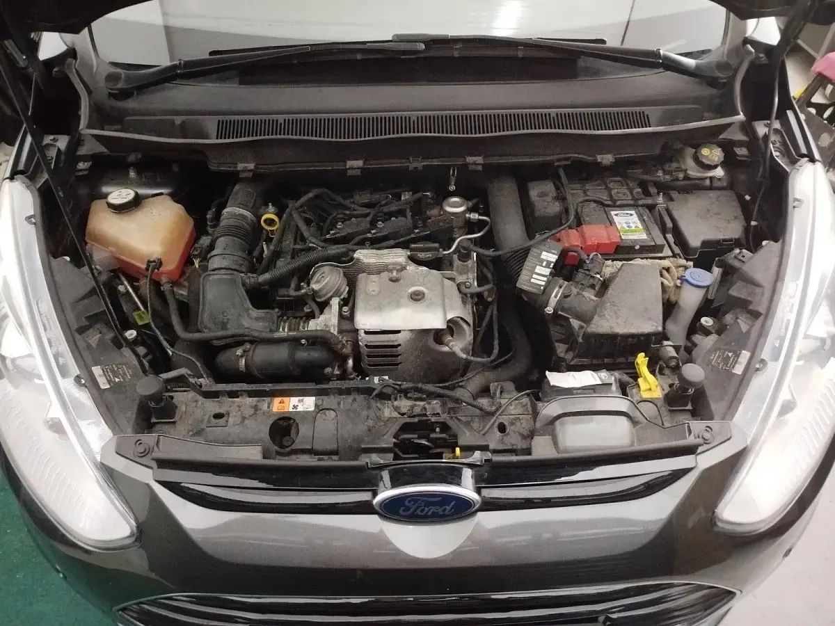 Gebraucht Ford B-MAX SYNC Edition 125 PS (91 kW) 2015 Grau Van / Kleinbus