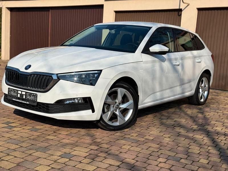 Gebraucht Skoda Scala Style 110 PS (80 kW) 2020 Weiß Kleinwagen
