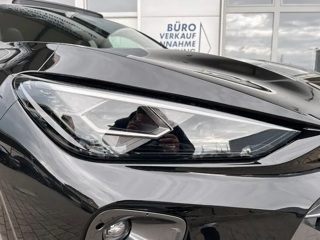 Neu Cupra Terramar VZ 265 PS (194 kW) 2025 Midnight schwarz SUV