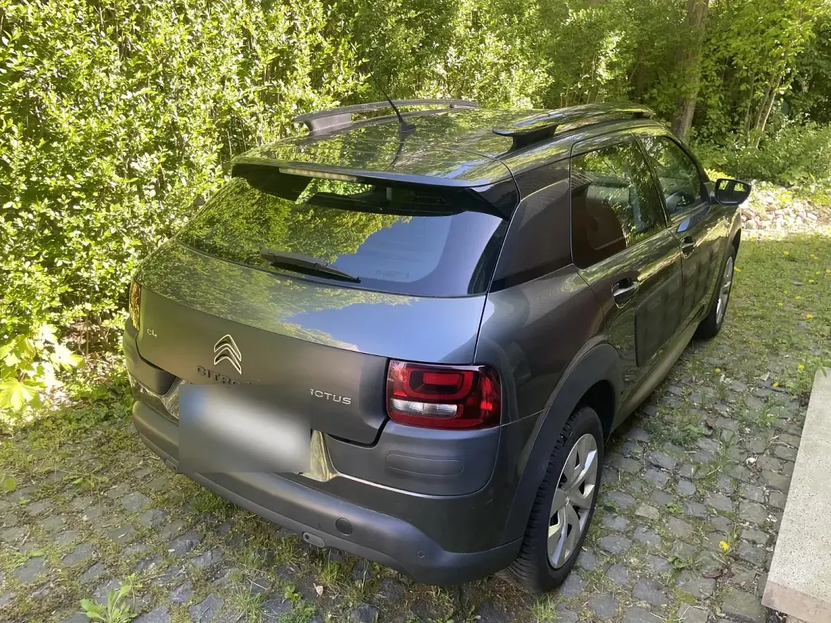 Gebraucht Citroën C4 82 PS (60 kW) 2017 Grau Limousine