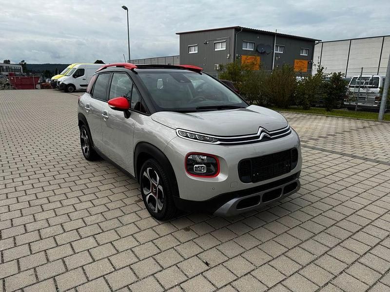 Grau Gebraucht 2018 Citroën C3 Aircross Shine SUV | 10.990 € (Fairer Preis) - Bild 1/4