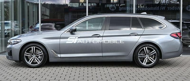 Gebraucht BMW 530 286 PS (210 kW) 2024 Skyscraper grau metallic Kombi