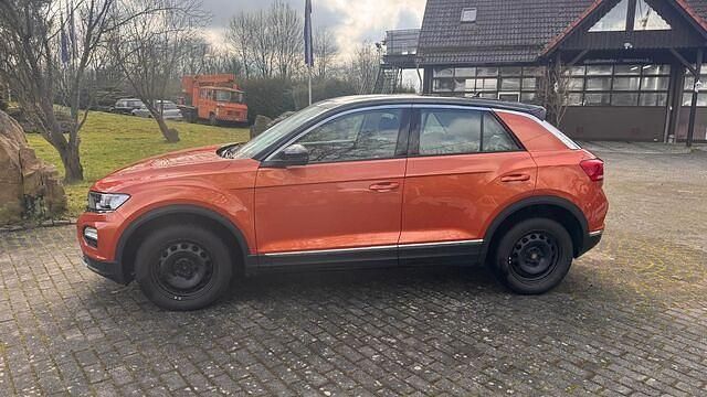 Usado VW T-Roc Style 116 HP (85 kW) 2018 Laranja SUV