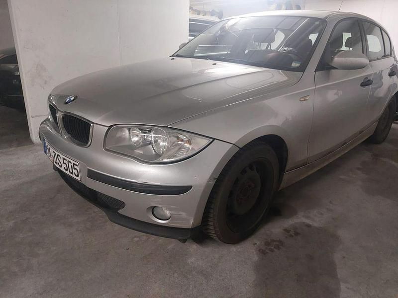 Gebraucht BMW 116 122 PS (89 kW) 2006 Grau Kleinwagen