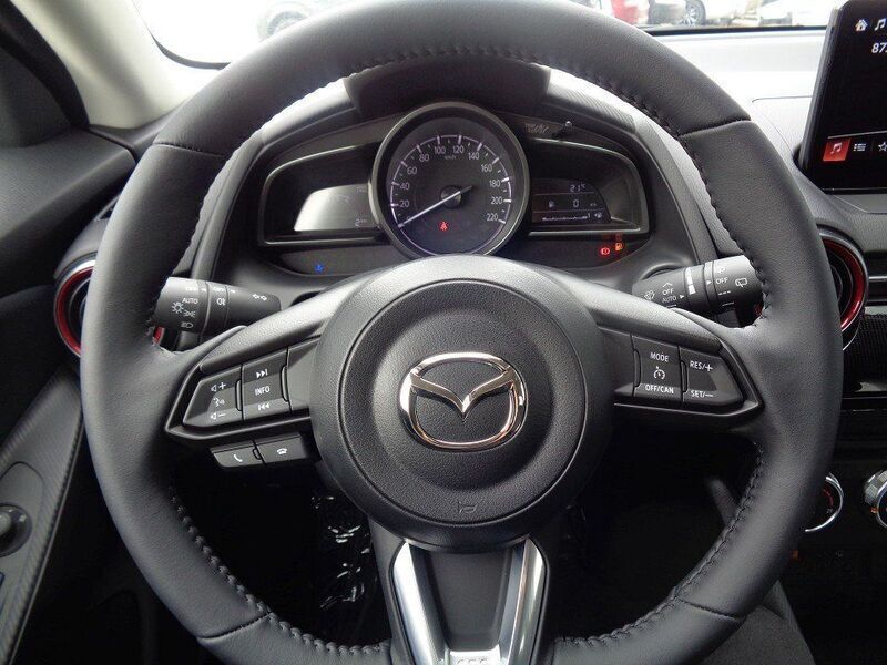 Gebraucht Mazda 2 Homura-Line 90 PS (66 kW) 2023 Weiß Kleinwagen