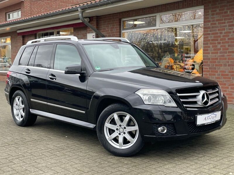 Schwarz Gebraucht 2009 Mercedes GLK320 SUV | 8.999 € (Teuer) - Bild 1/4