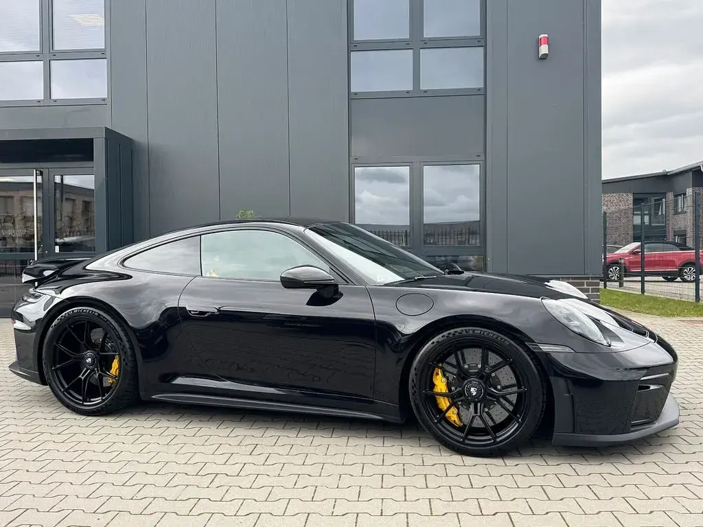 Neu Porsche 911 GT3 510 PS (375 kW) 2025 Schwarz Coupé