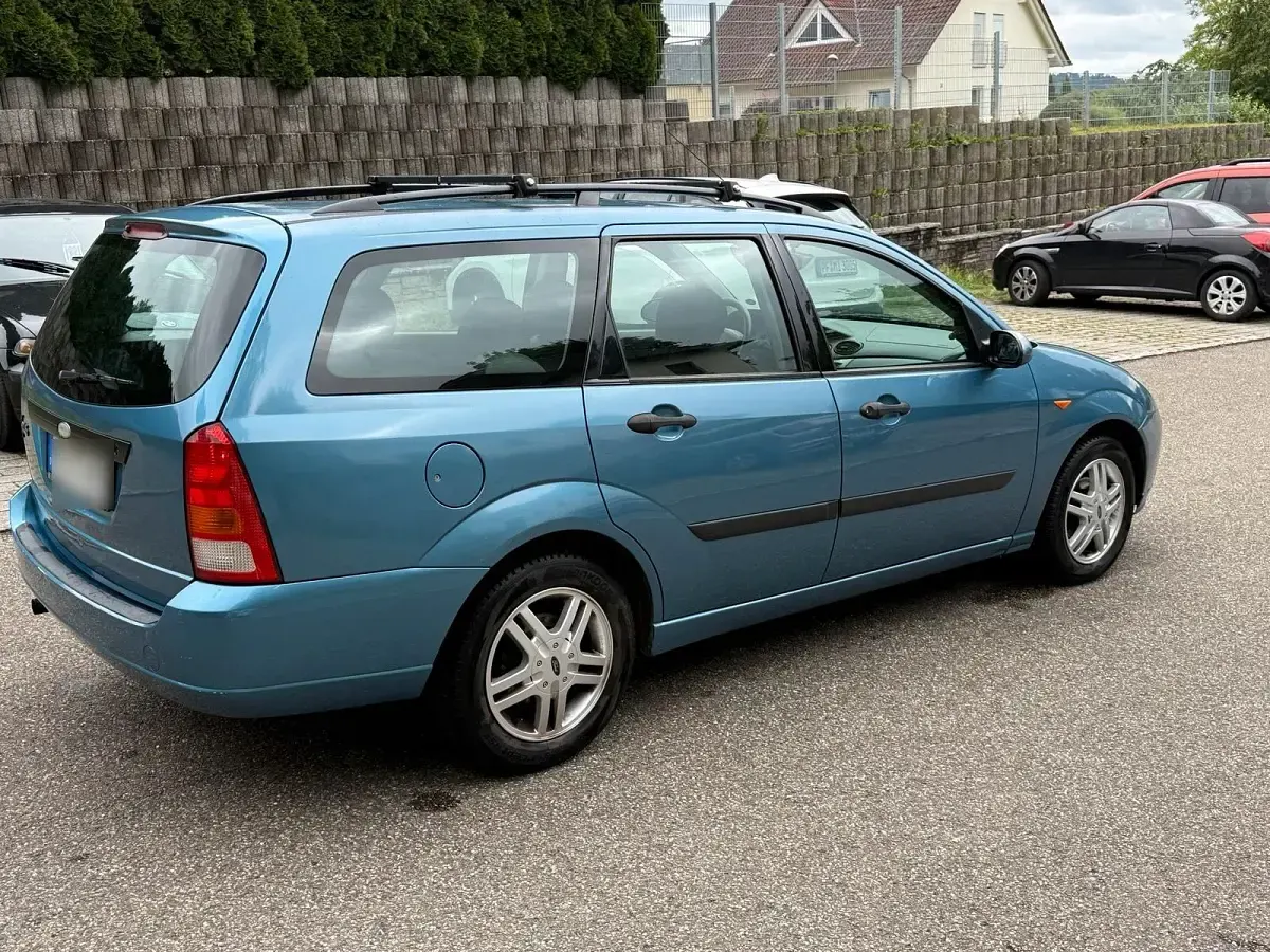 Gebraucht Ford Focus 2000 Blau Kombi