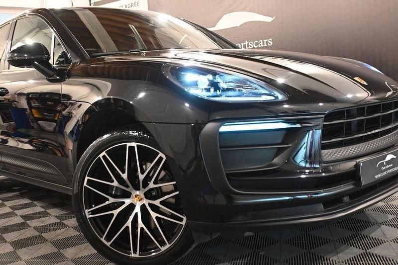 Gebraucht Porsche Macan 265 PS (194 kW) 2023 Schwarz SUV