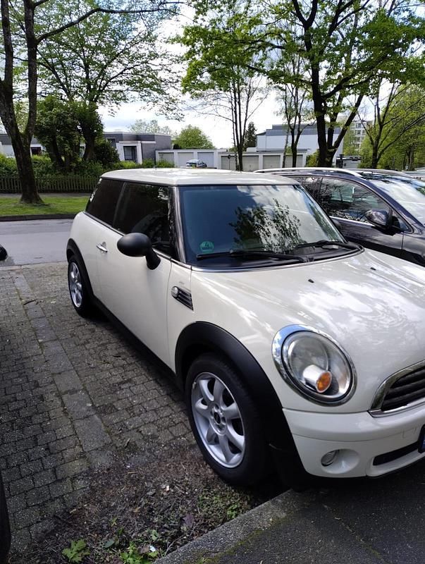 Gebraucht Mini ONE 75 PS (55 kW) 2009 Weiß Kleinwagen