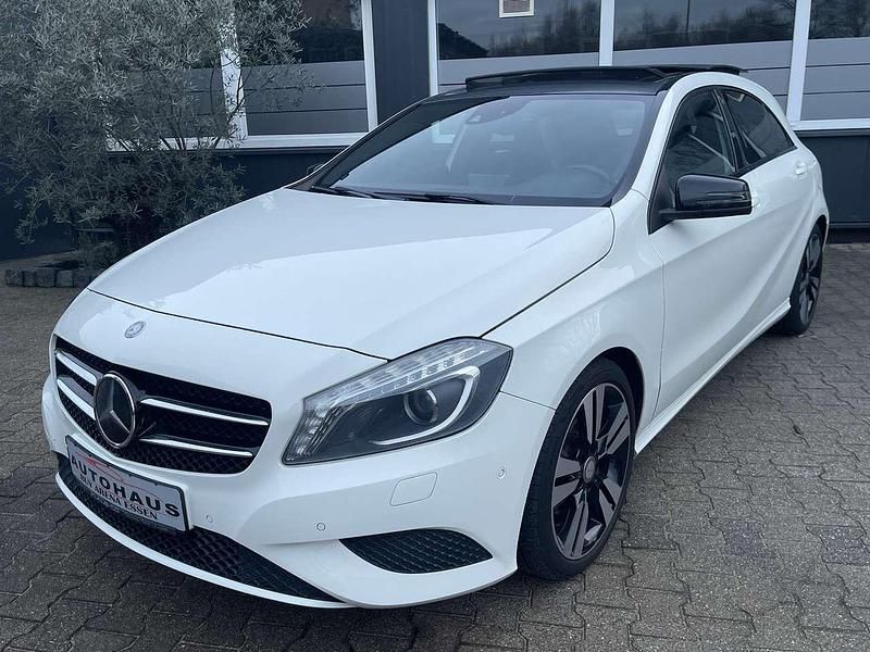 Gebraucht Mercedes A180 Urban 122 PS (89 kW) 2012 Calcitweiss  unilack Kleinwagen