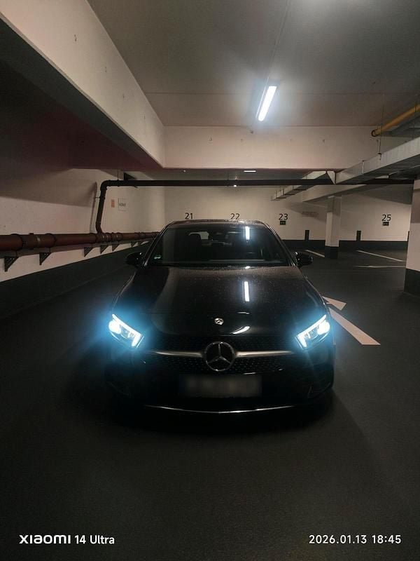 Gebraucht Mercedes A220 AMG line 190 PS (139 kW) 2019 Schwarz Kleinwagen