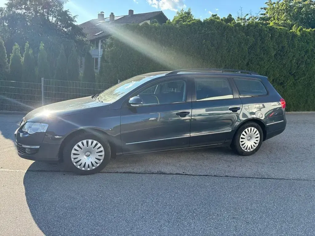 Gebraucht VW Passat Sportline 105 PS (77 kW) 2008 Blau Kombi