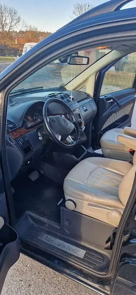 Gebraucht Mercedes Viano 163 PS (119 kW) 2012 Schwarz Van / Kleinbus