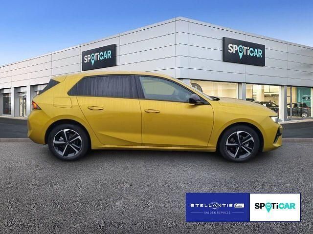 Gebraucht Opel Astra 131 PS (96 kW) 2025 Gelb Limousine