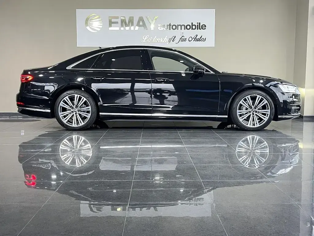 Gebraucht Audi A8 Ambiente 286 PS (210 kW) 2022 Mythosschwarz metallic Limousine