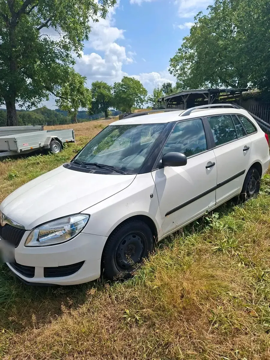 Gebraucht Skoda Fabia 86 PS (63 kW) 2011 Weiß Kombi