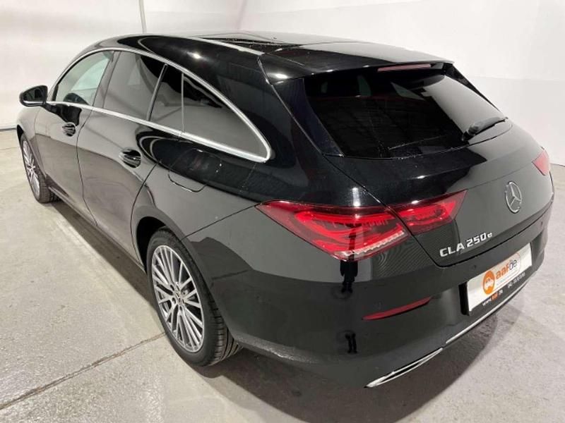 Gebraucht Mercedes CLA250e Progressive 218 PS (160 kW) 2022 Kosmosschwarz Limousine
