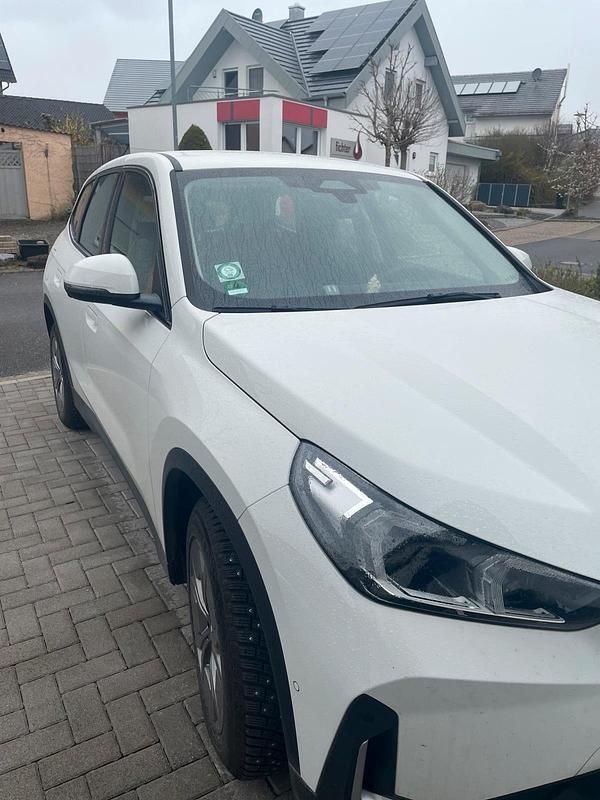 Second-hand BMW iX1 150 kW (204 CP) 2024 Alb SUV