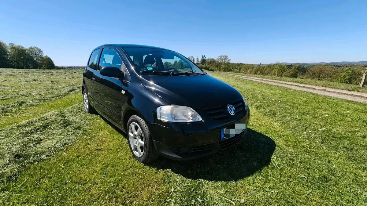 Usado VW Fox Style 60 CV (44 kW) 2011 Negro Utilitario