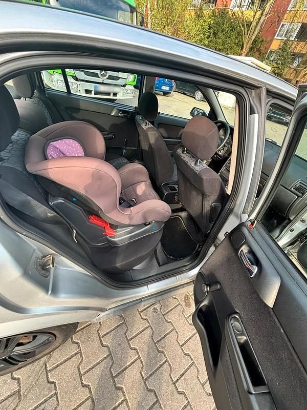 Gebraucht Opel Astra 2000 Silber Limousine