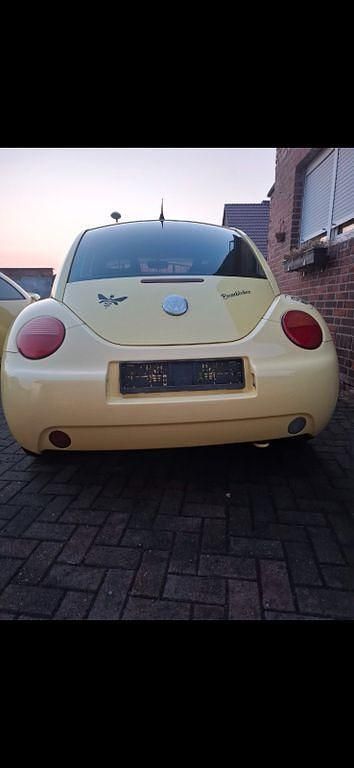 Gebraucht VW Beetle 116 PS (85 kW) 1999 Gelb Kleinwagen
