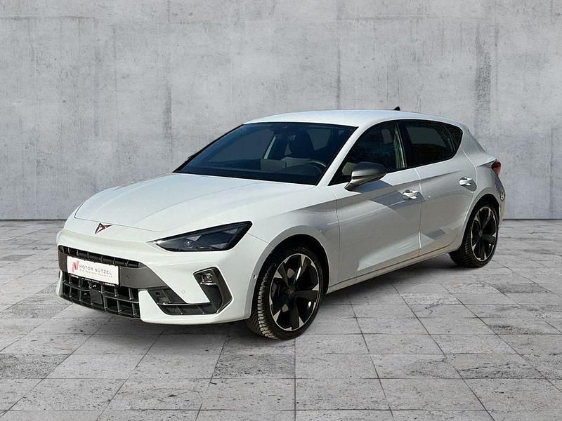 Gebraucht Cupra Leon 150 PS (110 kW) 2025 "nevada" weiss Limousine