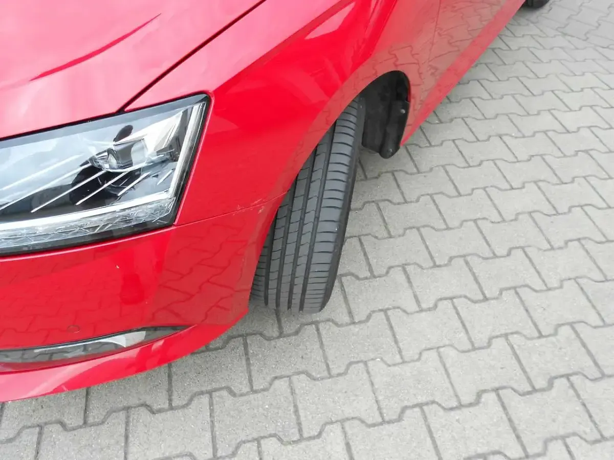 Gebraucht Skoda Fabia 95 PS (69 kW) 2021 Rot Kleinwagen