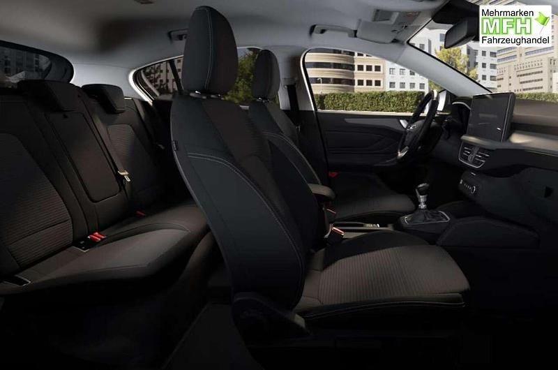 Neu Ford Focus Titanium X 125 PS (91 kW) 2025 Frozen white Limousine